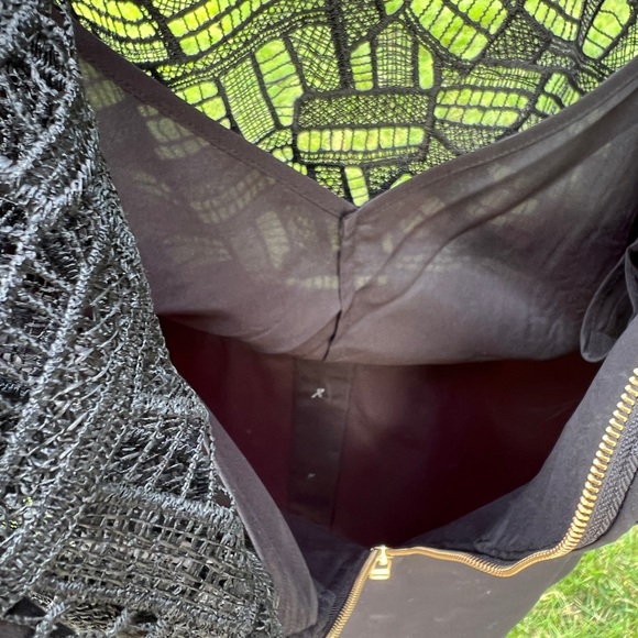 Veronica Beard Black Lace top size 6 - Picture 6 of 10